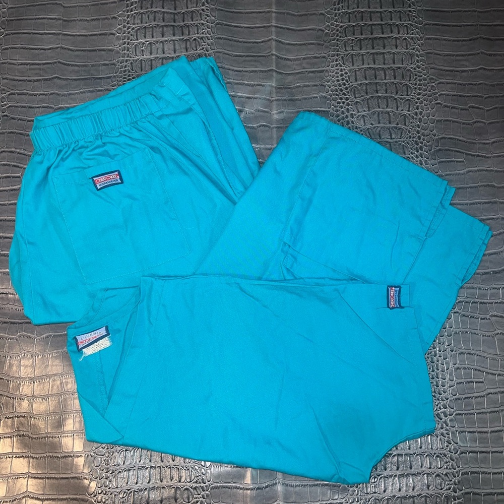CHEROKEE SCRUBS SET
